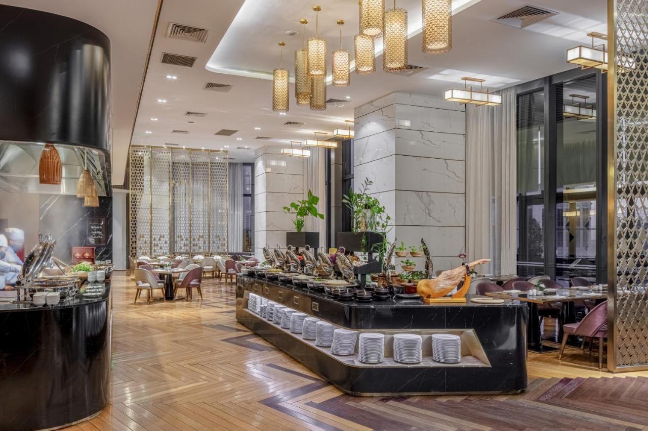 Melia Vinpearl Hue Otel Dış mekan fotoğraf The restaurant
