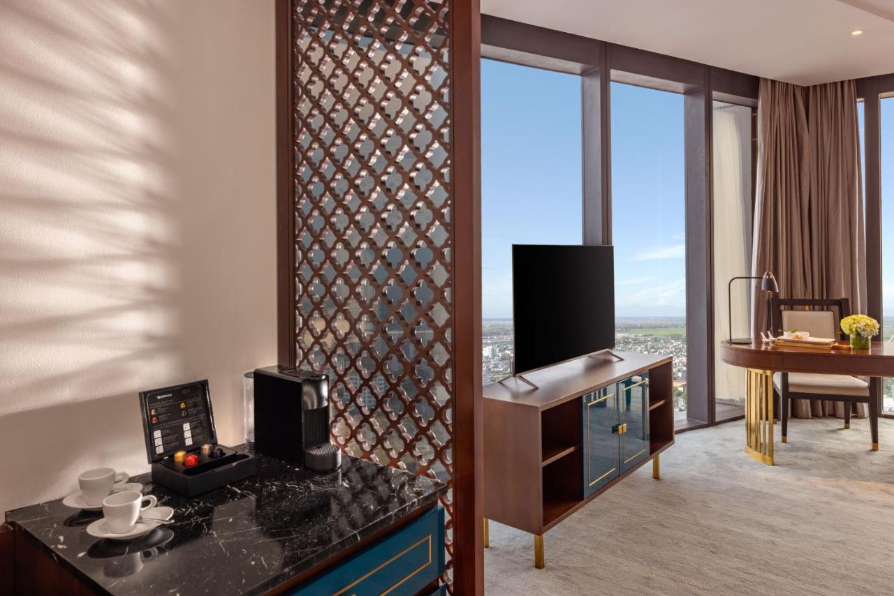Melia Vinpearl Hue Otel Dış mekan fotoğraf A guest room at the hotel