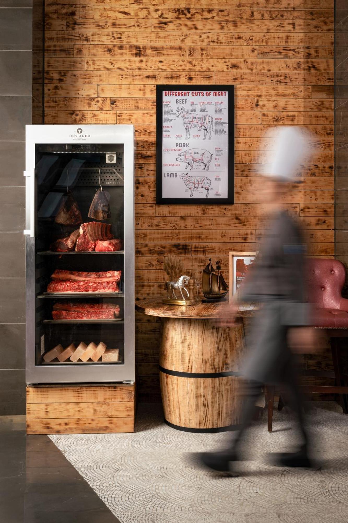 Melia Vinpearl Hue Otel Dış mekan fotoğraf Dry-aging fridge