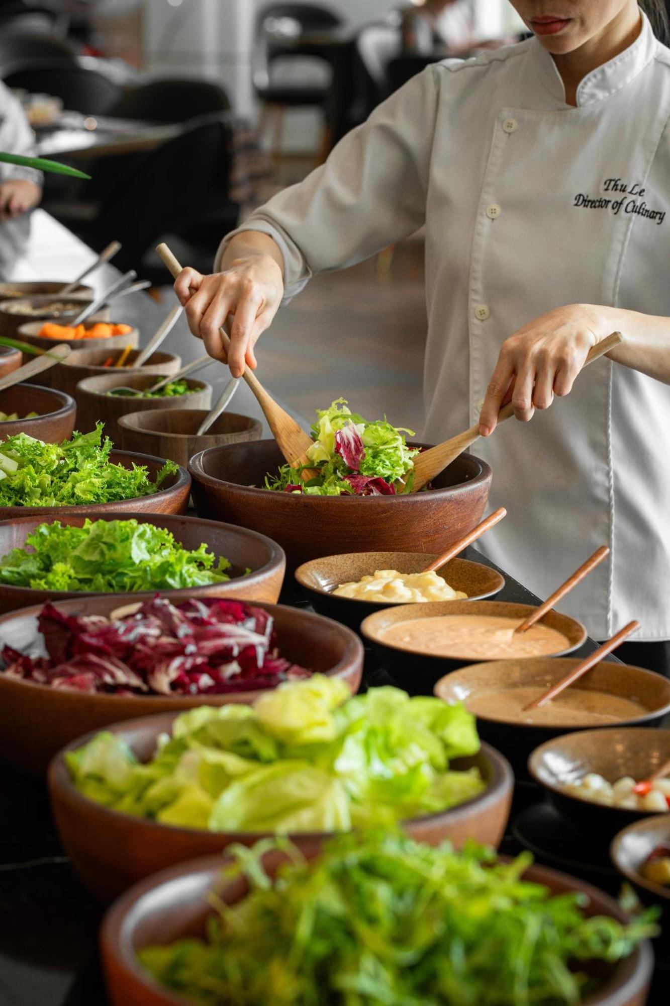 Melia Vinpearl Hue Otel Dış mekan fotoğraf Salad bar